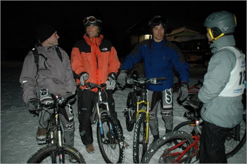 bike race in the snow